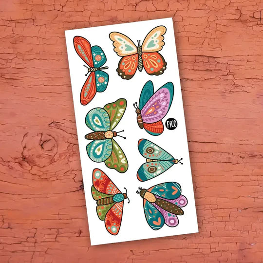 Les papillons colorés